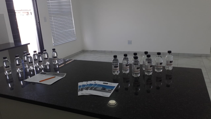 To Let 4 Bedroom Property for Rent in Laguna Sands Western Cape